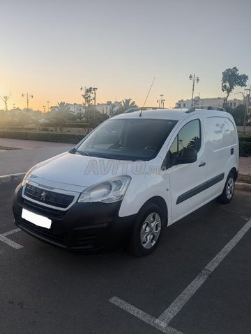 Peugeot Commercial ( Van ) 2018