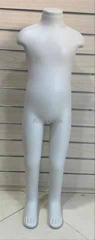 mannequin vetement enfant sans tête a vendre