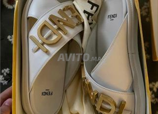 Sandale Cuir Fendi en promo FN6540