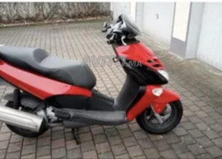 Aperelia Lionardo 300 - خدامة مزيان - Carte grise