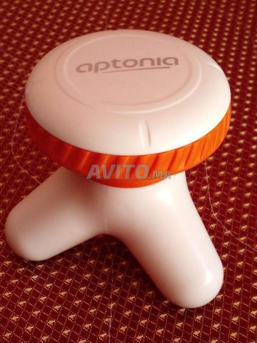 Main de massage électronique vibrante