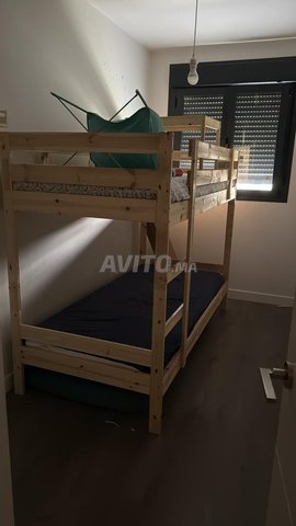 lit superposé et 2 matelas IKEA