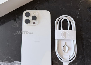 iPhone 16 pro max sim