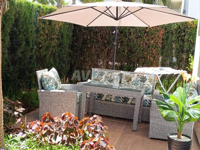 Joli appartement en rdc avec jardin prové