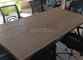 3 Tables de réunion 