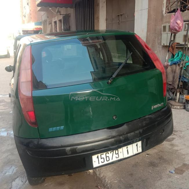 Fiat Punto Essence Manuelle 2000 à Mohammedia