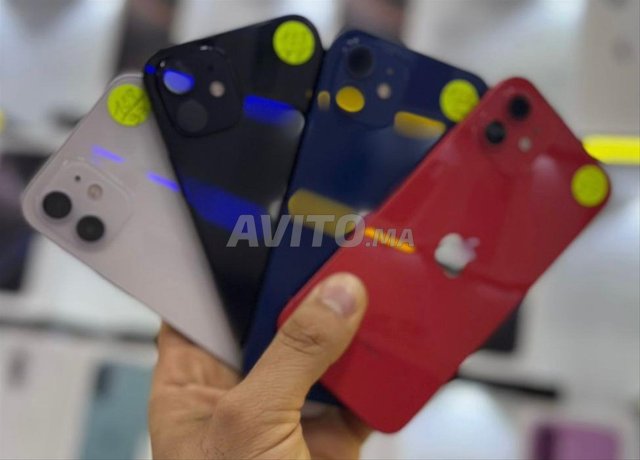 Iphone 12 normal 128 Bat 86 comme neuf
