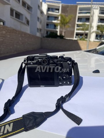 NIKON COOLPIX P700 avec Micro et Chargeur