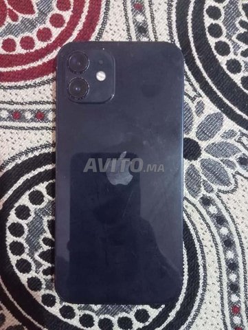 iphone 12 normal bon etat et bon prix