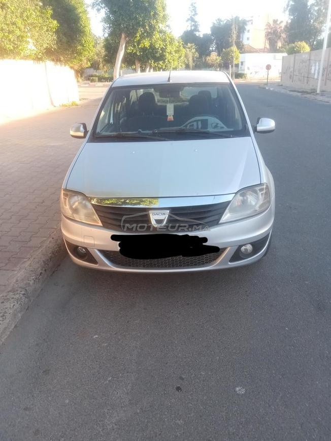 voiture dacia logan