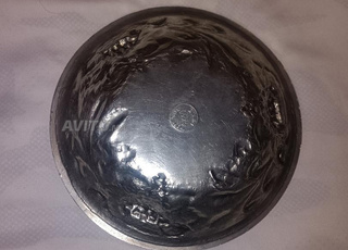 Assiette en étain 95٪ décor raisin vintage