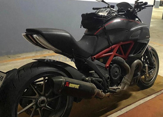 Ducati 1200 DIAVEL DARK