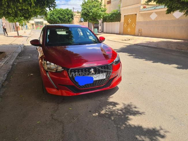 Peugeot 208p