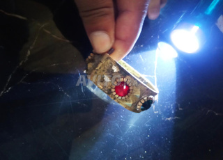 صابلي وجواهر من الذهب قديم