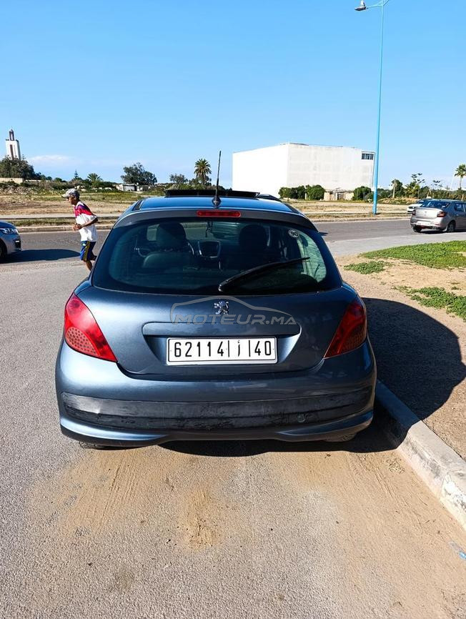 Peugeot سيارة جميلة