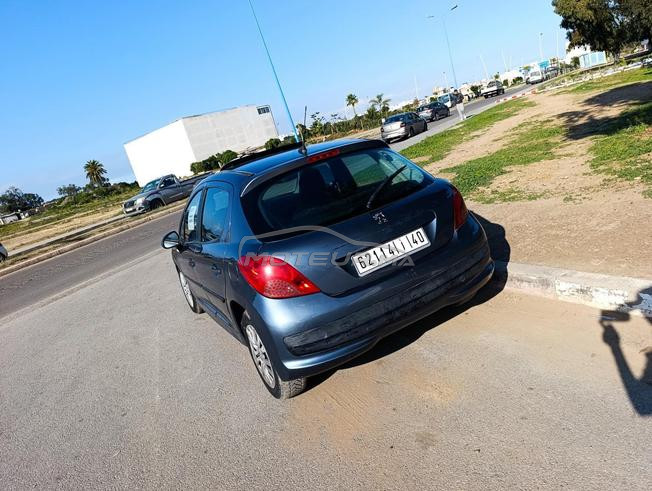 Peugeot سيارة جميلة