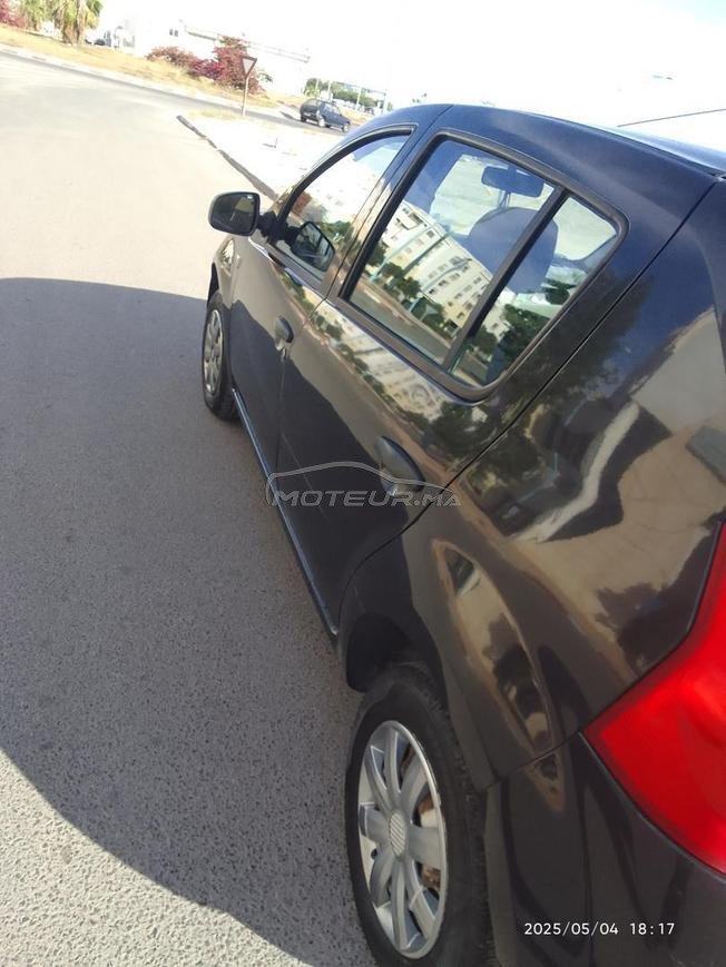 Dacia Sandero Essence Manuelle 2011 à Agadir