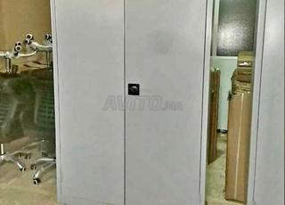 Meuble métallique pour espace de travail armoire