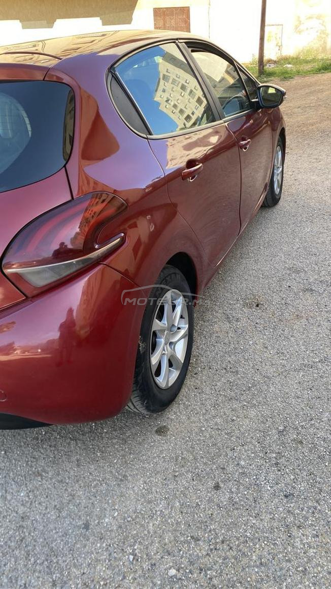 Peugeot 208 Diesel Manuelle 2018 à Meknès