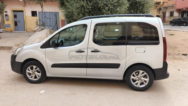 voiture d'occasion Bon état 