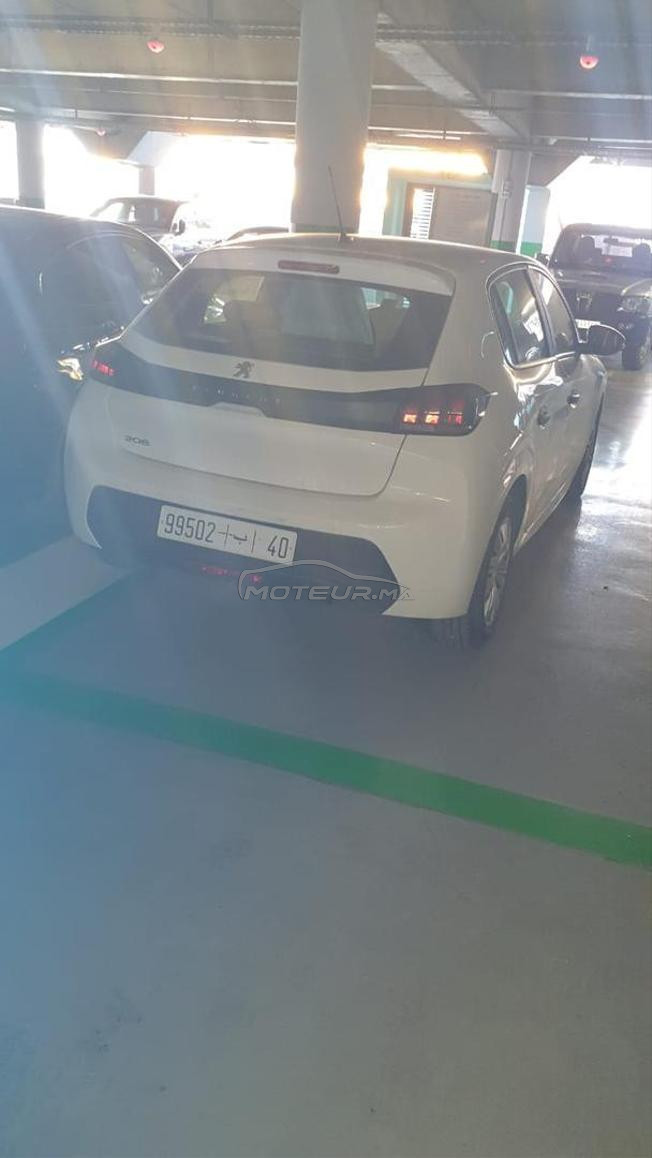 Peugeot 208 Essence Manuelle 2022 à Tanger