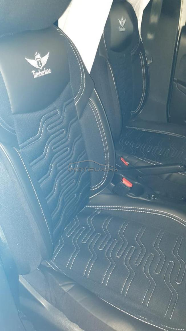 Peugeot 208 Essence Manuelle 2022 à Tanger
