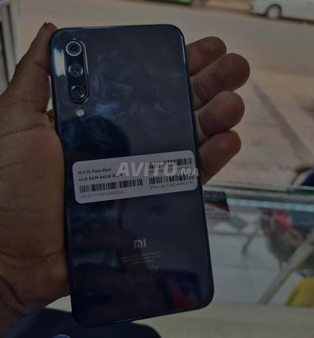 هاتف شاومي Mi 9 SE باقي نقي لي بغاه مرحبا
