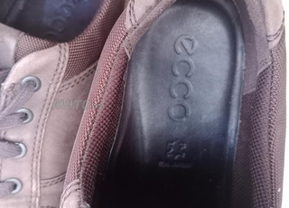 Ecco chaussures original taille 43