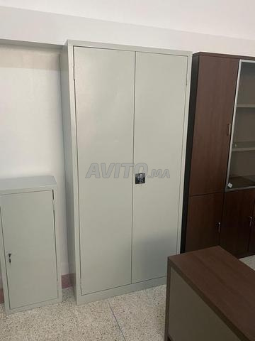 Armoire casier vestiaire métallique \ vitrine  - 2