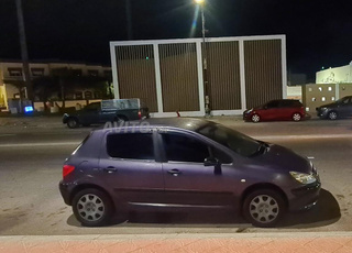 Peugeot 307 Essence Manuelle 2005 à Dakhla