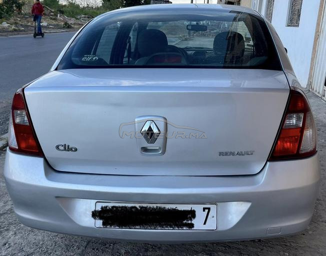 Clio propre,fiable et économique