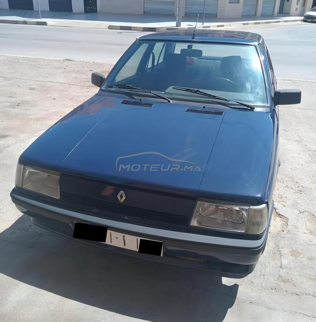 Renault R9 Essence Manuelle 1987 à Oujda