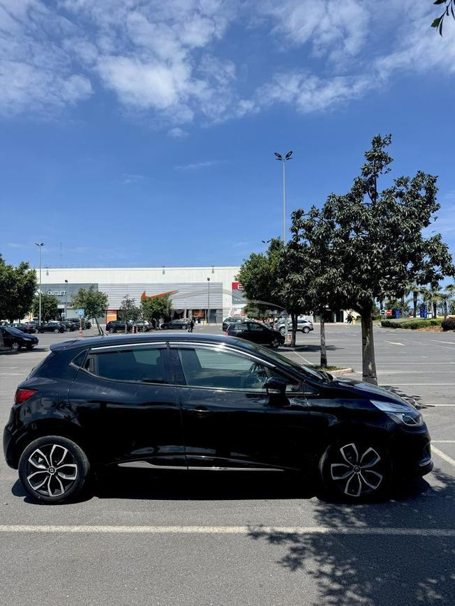Renault Clio Diesel Manuelle 2018 à Casablanca