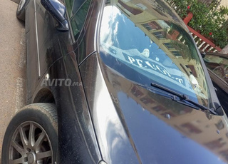 Peugeot 407 Essence Manuelle 2004 à Salé