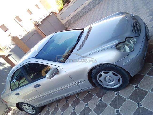 Mercedes-Benz 220 Diesel Manuelle 2005 à Nador