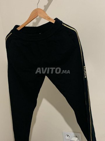 Balmain authentique taille xs tres bon etat