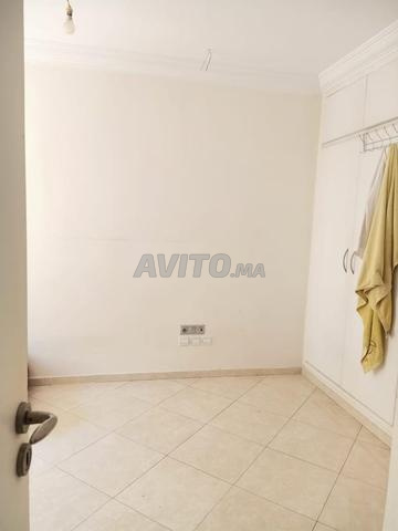 Bel appartement à louer situé en bas agdal - image 3