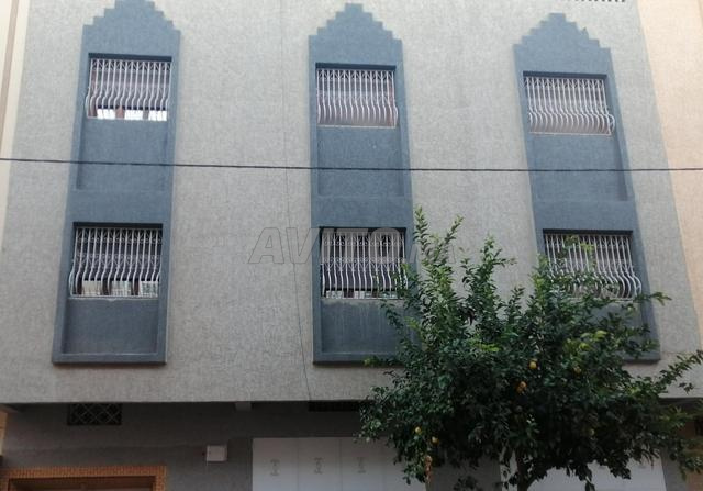 Maison 2etage 2Garage à cote collège imam Malek 