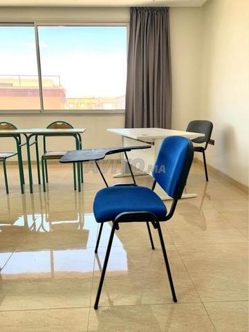 كراسي مدرسية مستعملة للبيع ممتازة وثمن جد مناسب