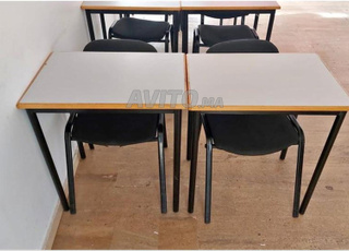TABLES SCOLAIRES طاولة مدرسية DE 