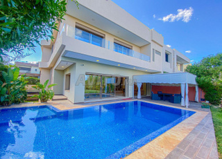 Villa à Prestigia Golf City avec vue panoramique