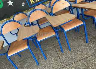 كرسي تعليمي بوظيفة مزدوجة جلوس وكتابة