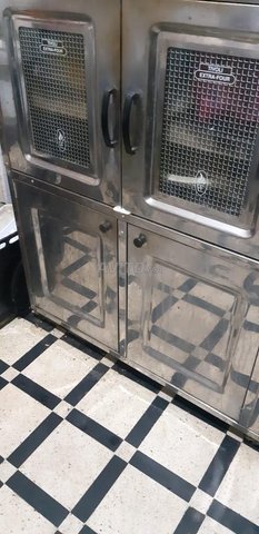 refrigirateu et four a gaz et grillade a gaz 
