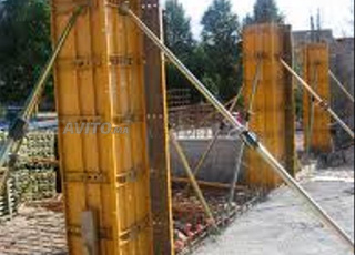 Panneaux de coffrage métallique 3m en bon état