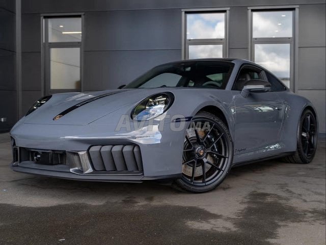 Porsche 911 Carrera GTS 2025