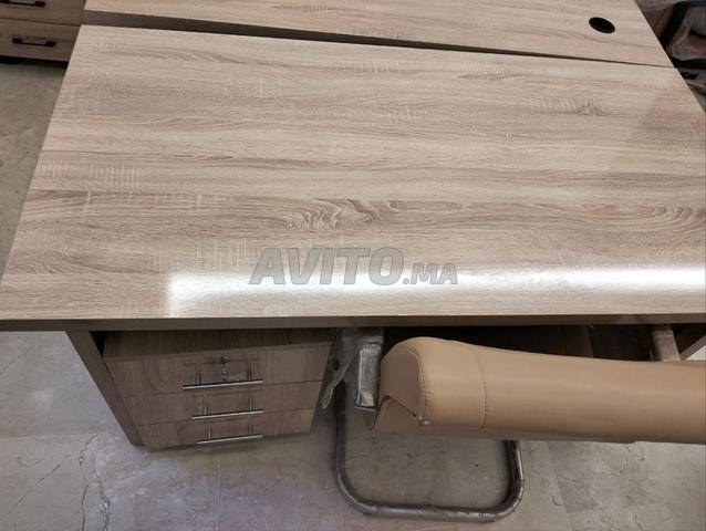 Bureau de travail 1 plus chaise en cuire