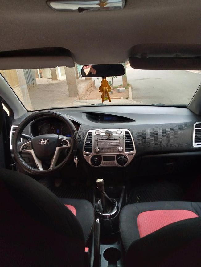 Hyundai i20 Essence Manuelle 2013 à Sefrou