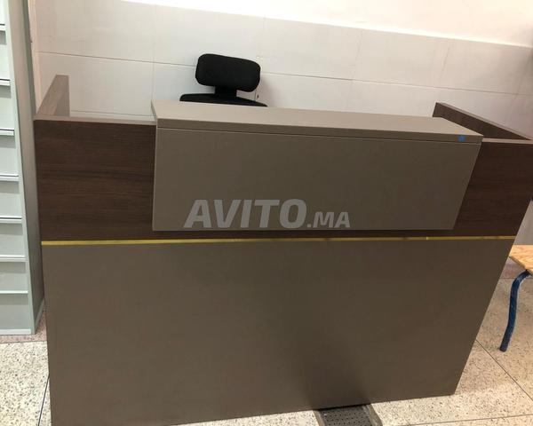 comptoir de récéption/bureau d'accueil/disponible - 2