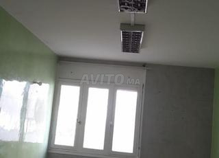 مكتب 150م مع تراس مثالي للمكالمات / توين