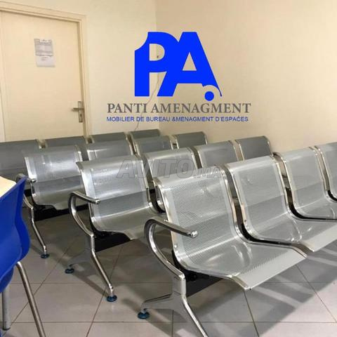 banquette de récéption/chaise d'attente disponible